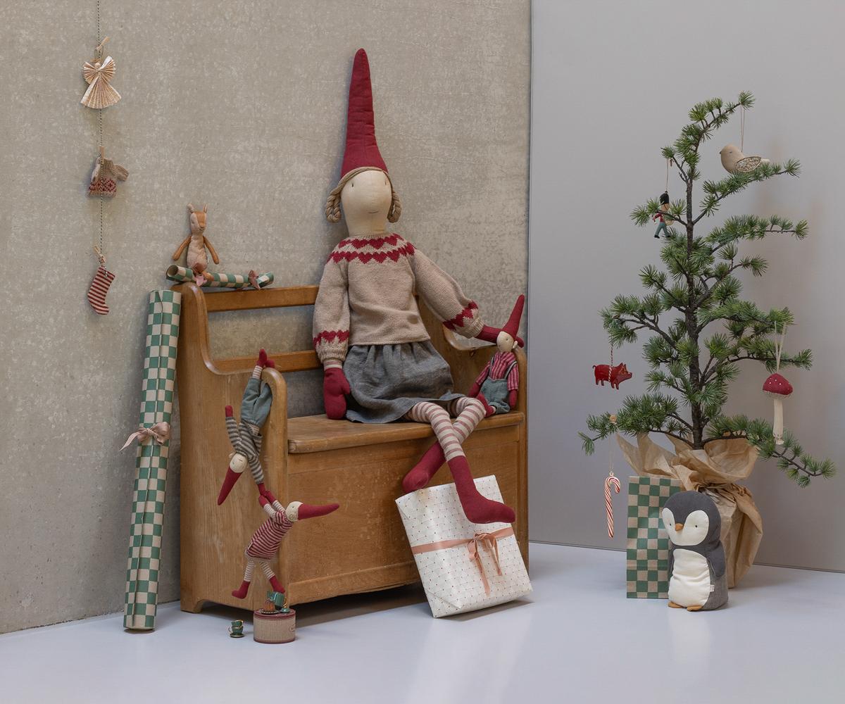 Maileg magneetti tonttutyttö koko 1