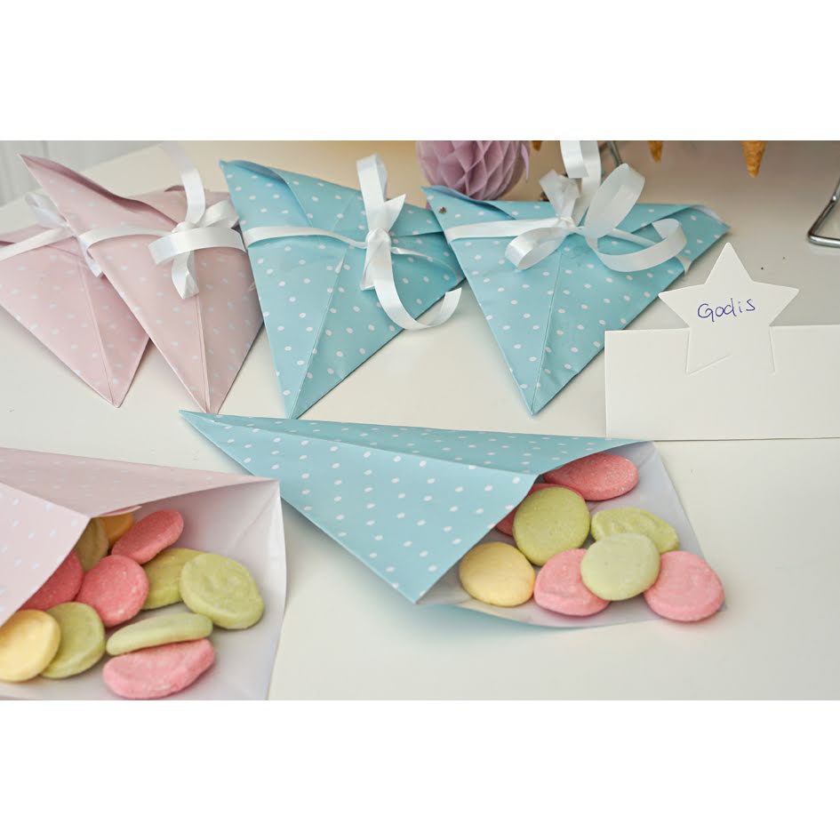 Karkki paperitötterö vaaleanpunainen