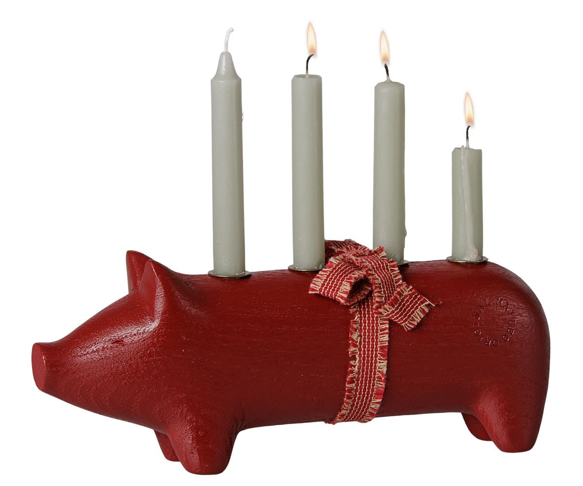 Maileg puinen possu-adventtikynttilänjalka, keskikoko – punainen