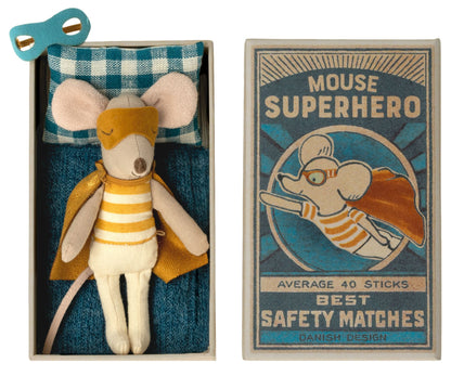 Maileg Super hero pikkuveli hiiri rasiassa